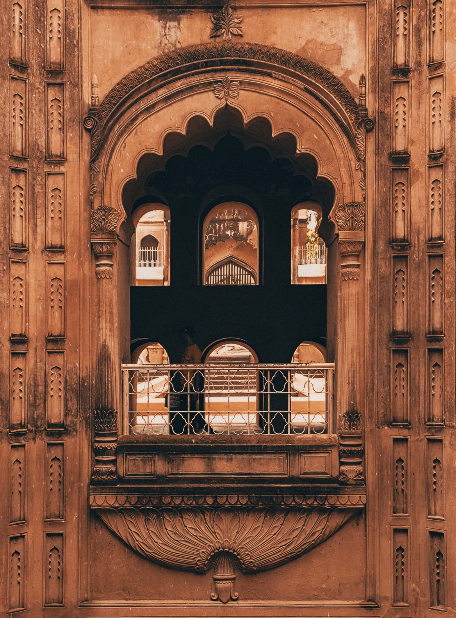 A picture of olden architecture in the city of Lucknow!